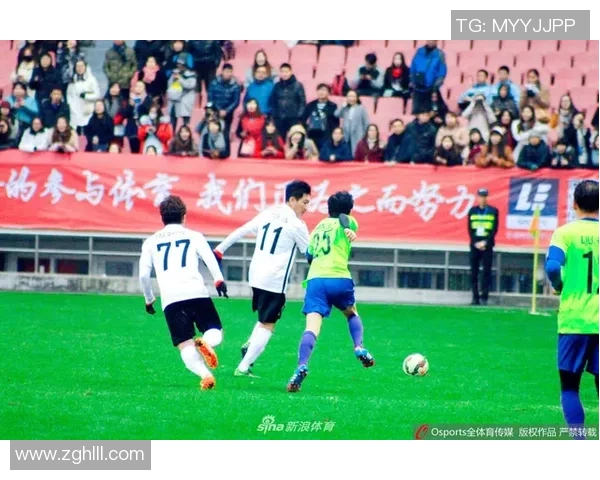 足球明星的狂野生活与场上表现之间的真实关系探讨