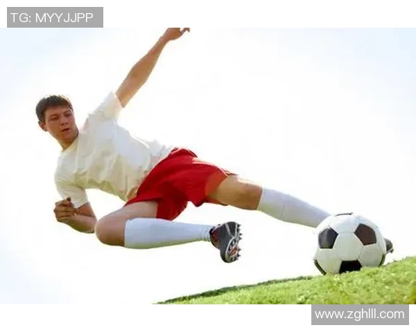 足球明星挑战自我学习中国功夫展现全新风采与魅力